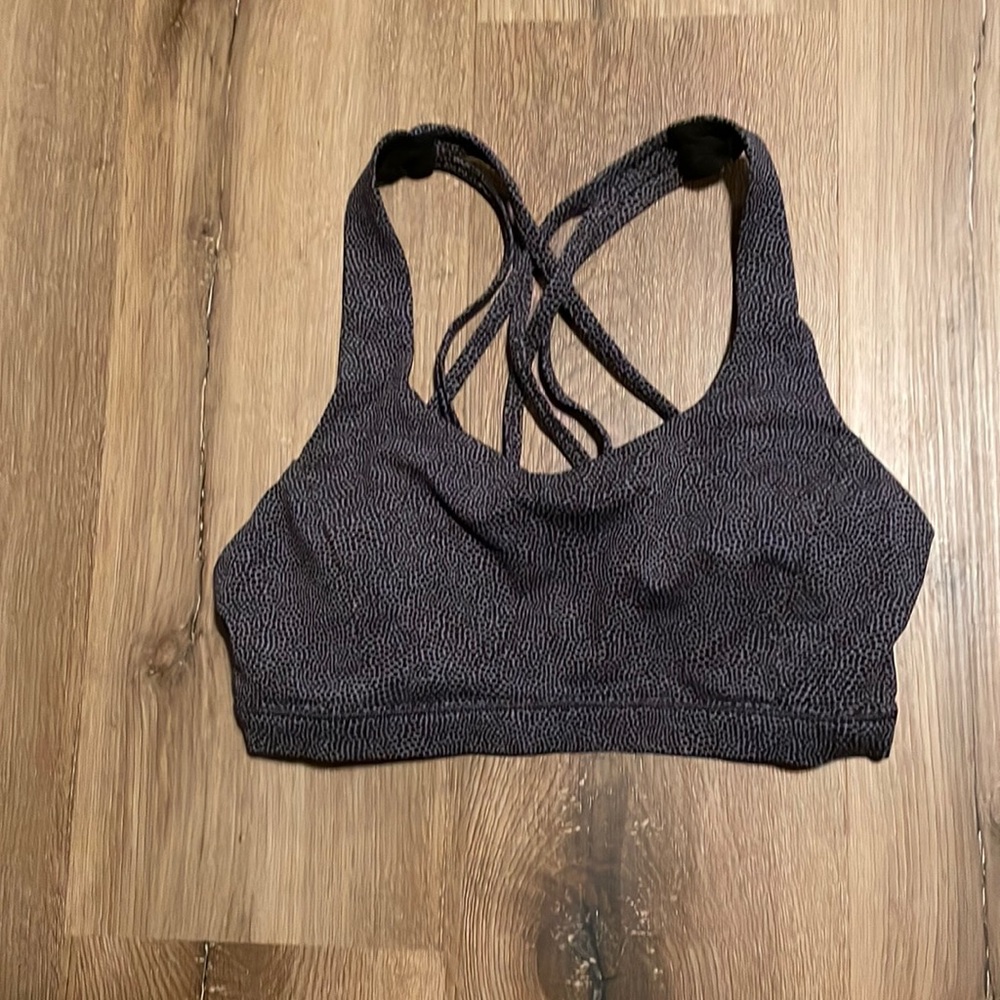 LuluLemon Sports Bra, size 6